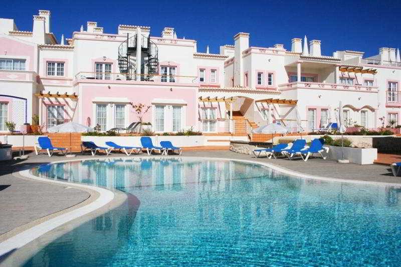 בודנס Quinta Da Encosta Velha - Santo Antonio, Villas, Golf & Spa מראה חיצוני תמונה